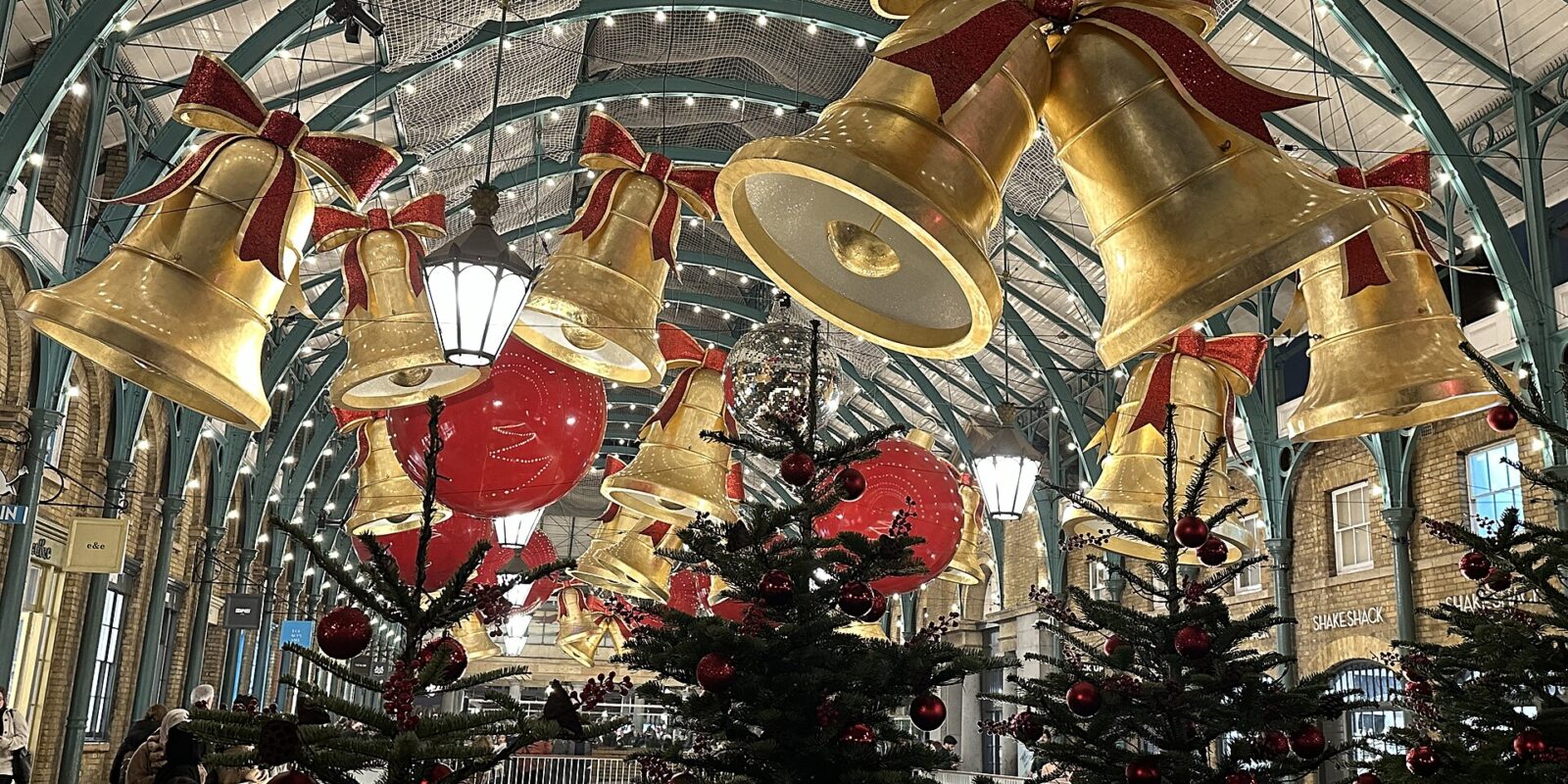 Covent Garden Christmas Lights Switch-On